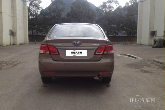 2014款 1.3L 手动舒适型