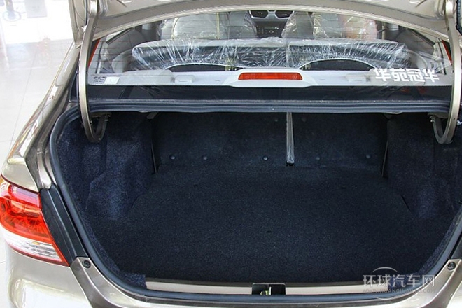 2014款 1.3L 手动标准型