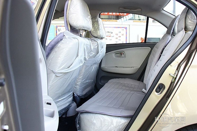 2014款 1.3L 手动标准型