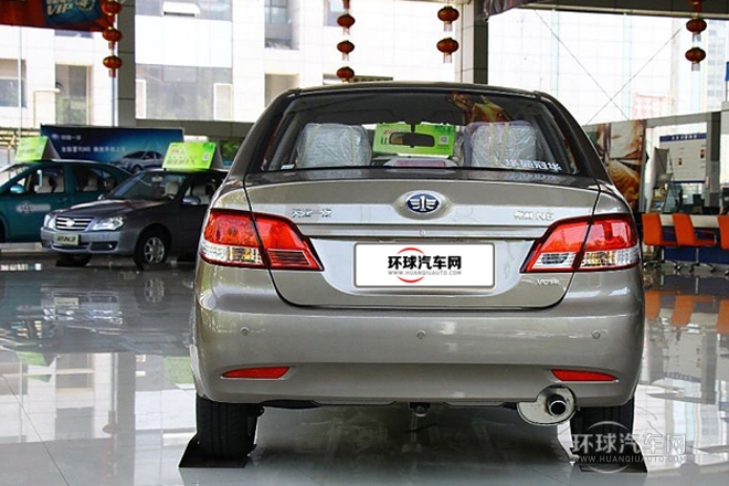 2014款 1.3L 手动标准型