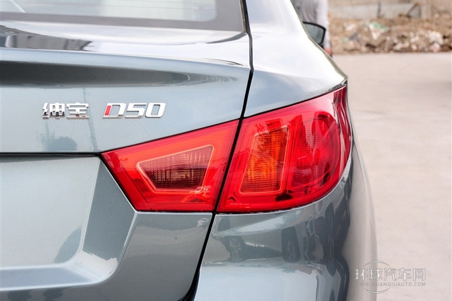 2014款 1.5L 手动标准版
