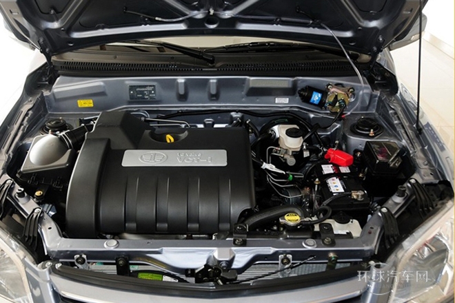 2013款 1.3L 手动豪华气囊型
