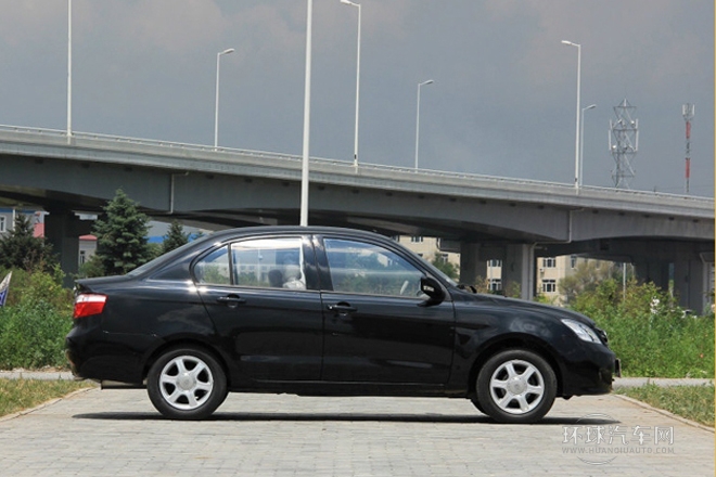 2013款 1.3L 手动标准型
