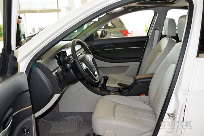 2014款 1.5L 手动精英版