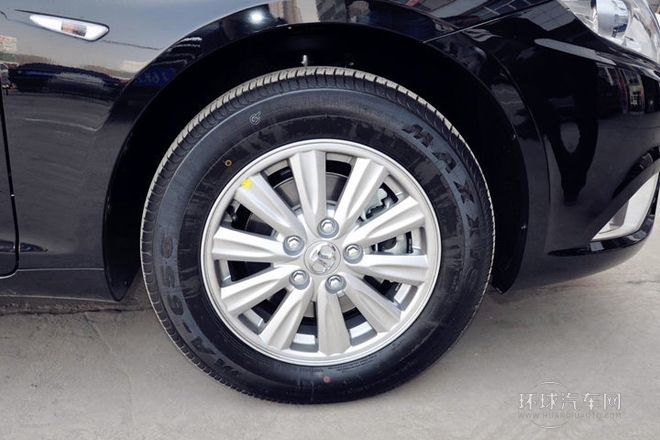 2014款 1.5L 手动豪华版
