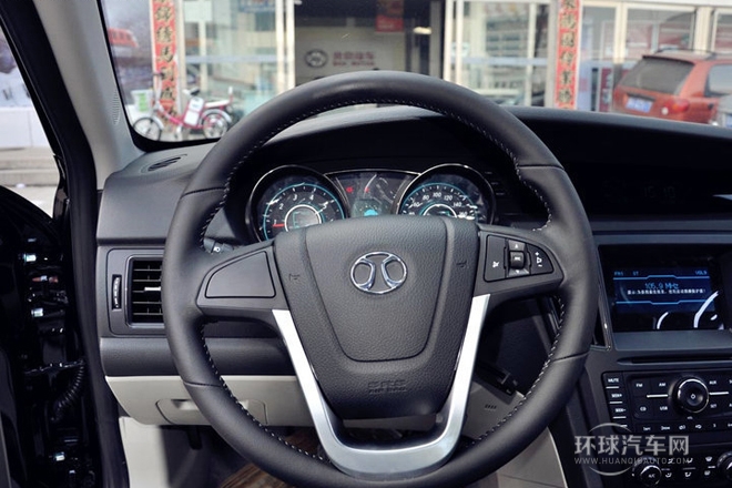 2014款 1.5L 手动豪华版