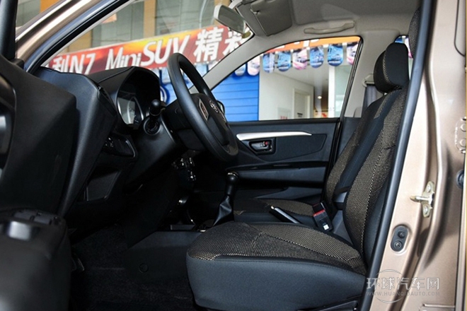 2013款 1.3L 手动舒适型