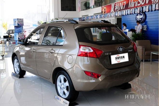 2013款 1.3L 手动舒适型