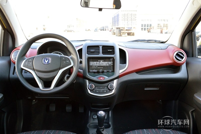 2014款 1.4L 手动天窗型