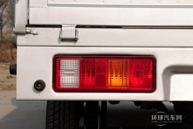 2011款 1.0L基本型加长箱