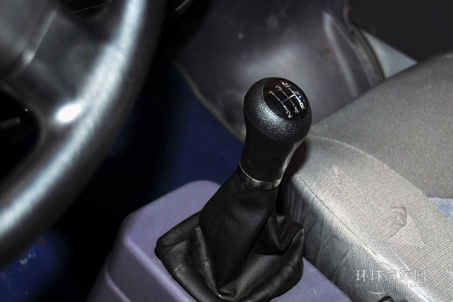 2011款 1.0L 舒适型DA465QA