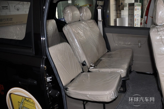 2011款 1.0L舒适型DA465QA