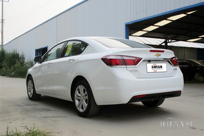 2015款 1.5L 自动精英版