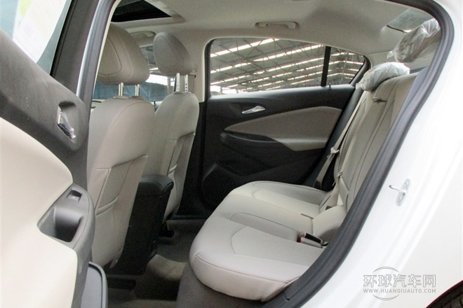 2015款 1.5L 自动精英版