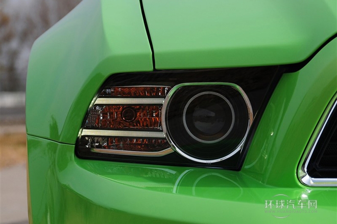 2013款 3.7L 自动标准型