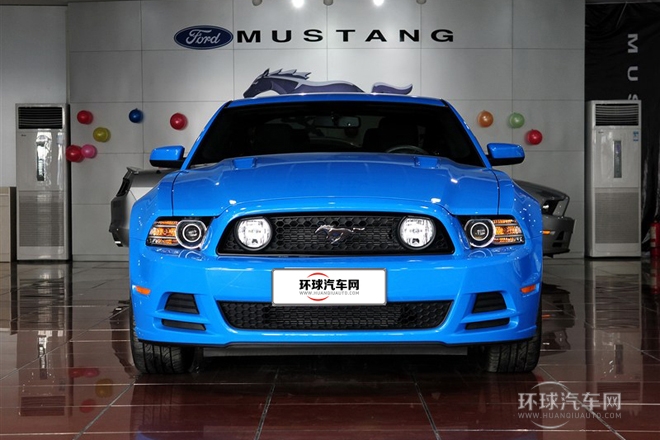 2013款 5.0L GT自动标准型