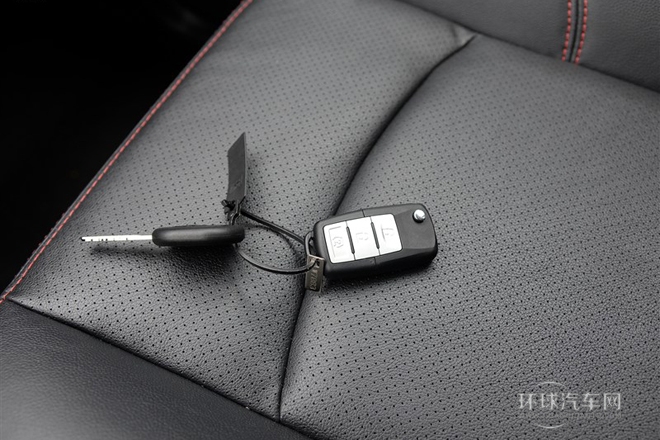 2014款 1.5L 手动豪华型