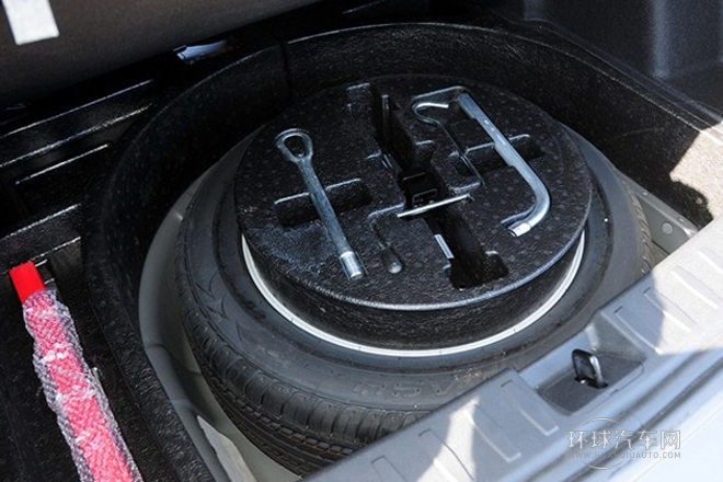 2012款 1.6L 自动舒适型