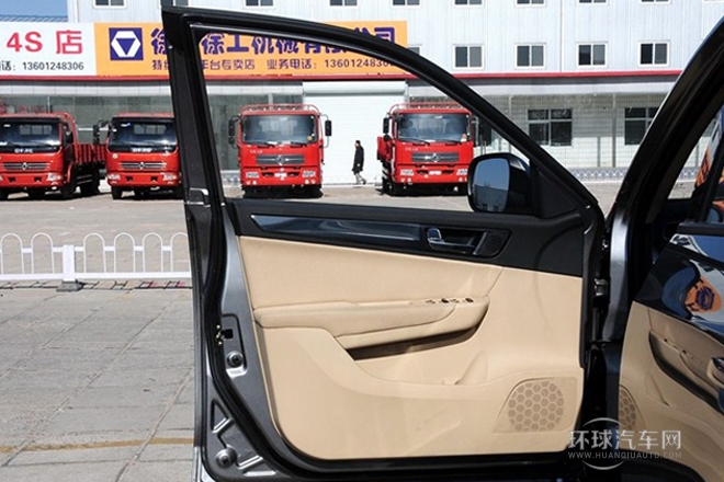 2012款 1.6L 自动舒适型