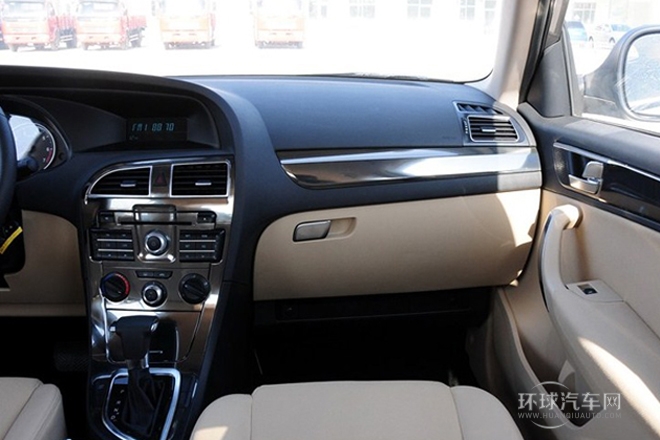 2012款 1.6L 自动舒适型