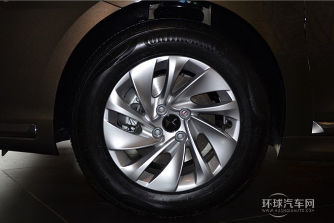 2014款 1.8L 手动舒适版VTi140
