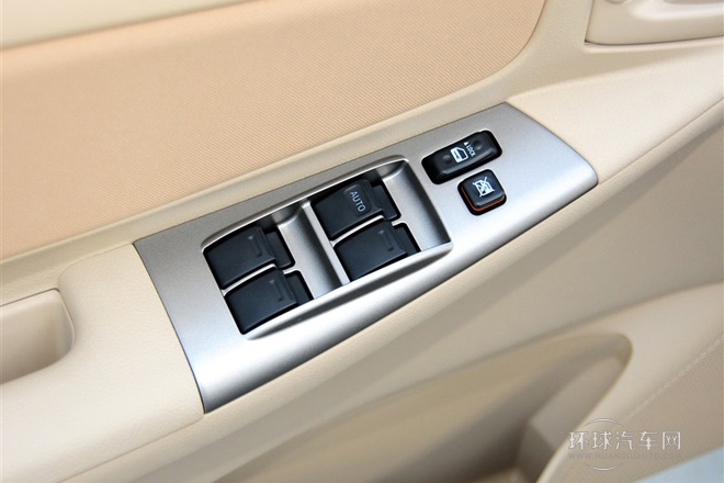 2013款 1.6L 手动卓越版