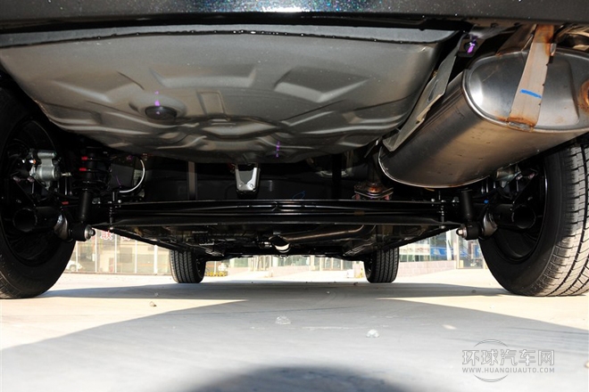 2013款 1.6L 自动卓越版