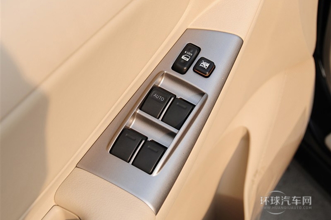 2013款 1.6L 手动豪华版