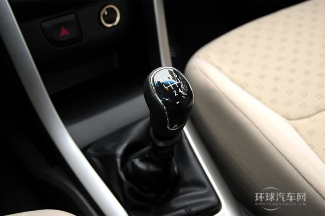 2013款1.5L手动   标准型