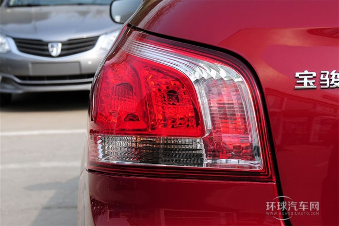 2013款1.5L手动   舒适型
