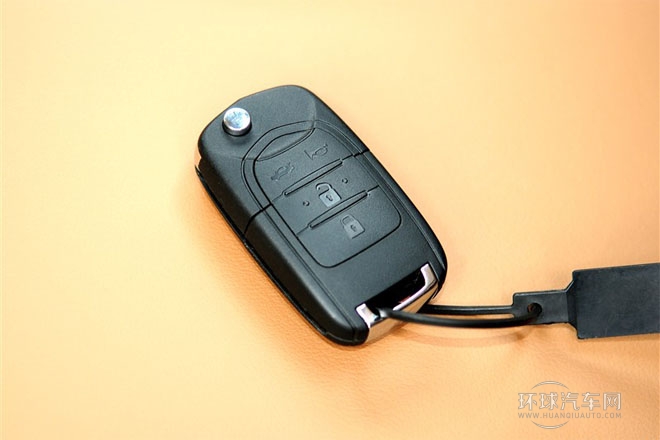 2013款1.8L手动   精英型