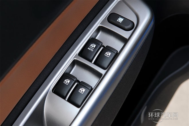 2013款1.8L手动   精英型