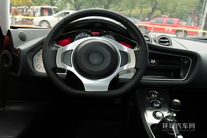 2011款 3.5 V6四座标准版