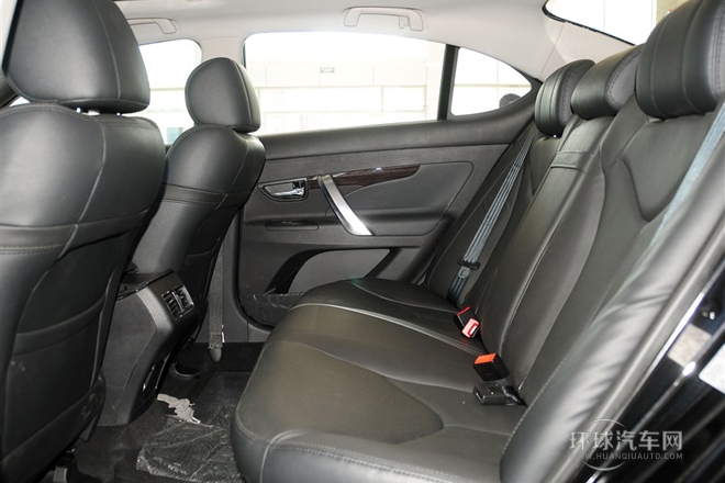 2013款 1.8T 自动旗舰型 国IV