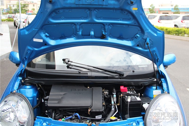 2011款 1.0L 手动标准型