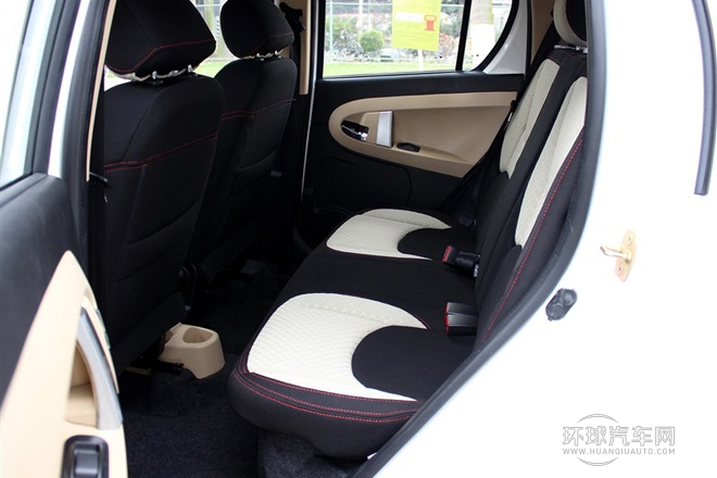 2014款 CROSS 1.3L 手动进取型