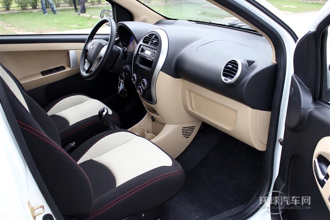 2014款 CROSS 1.3L 手动进取型