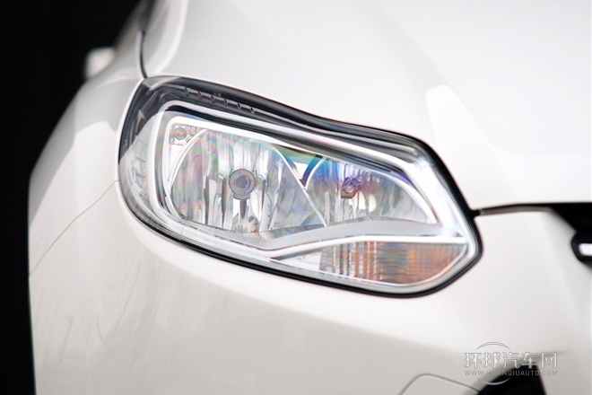 2012款 两厢 1.6L AT风尚型