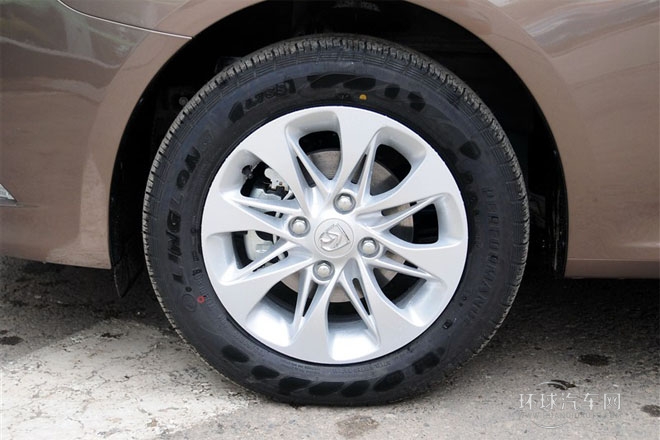 2013款1.8L自动   舒适型