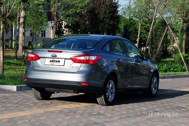 2012款 三厢 1.6L AT风尚型