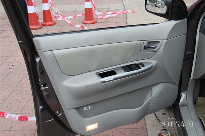 2013款 1.8L 手动舒适型CNG
