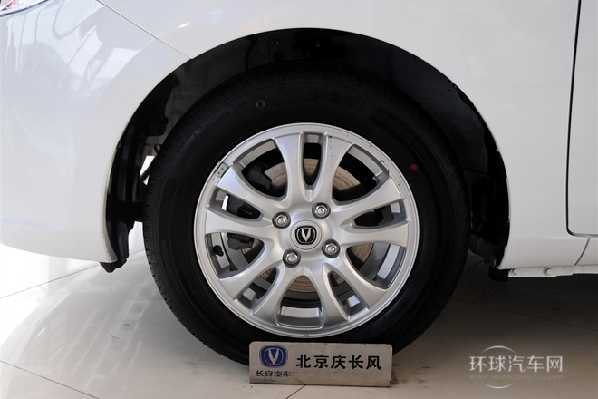 2012款 1.3L 手动豪华型 国IV