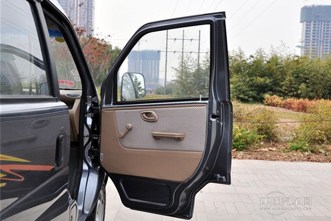 2010款 1.0L金钻标准型EQ465i-21 3U