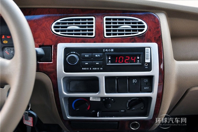 2010款 1.0L金钻标准型EQ465i-21 3U