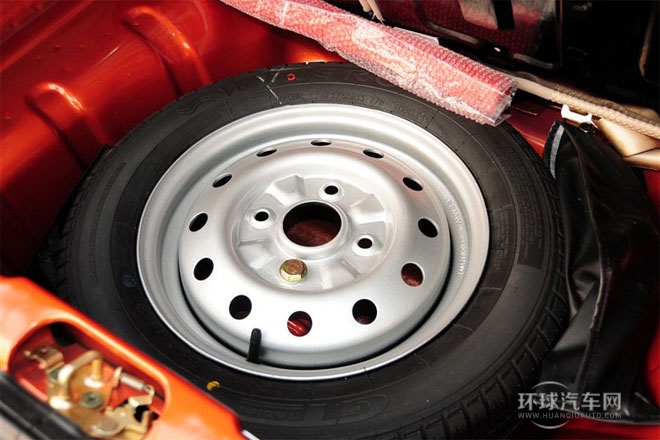 2012款 改款 1.0L 手动P-TEC舒适型