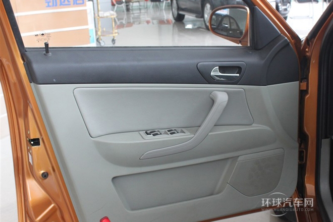 2012款 1.3L 舒适型