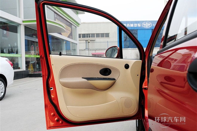 2012款 改款 1.0L 手动P-TEC舒适型