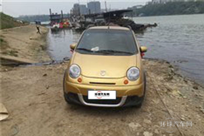 2012款 改款 1.0L 手动P-TEC舒适型