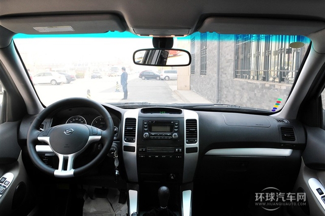 2011款 2.0L 手动两驱豪华型
