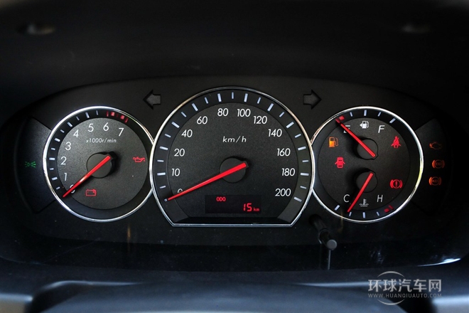 2012款 1.3L 手动豪华型 国V